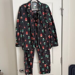 Old Navy Penguin Pajama Set